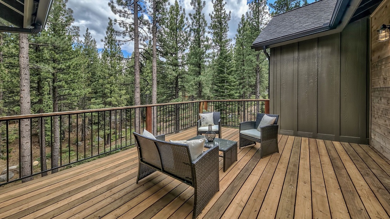 Photo of Patio Balcony in North Upper Truckee