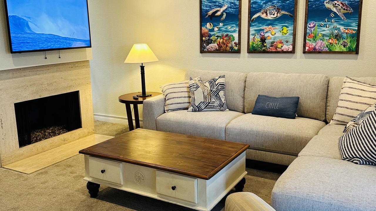Photo of Livingroom in Del Mar Heights