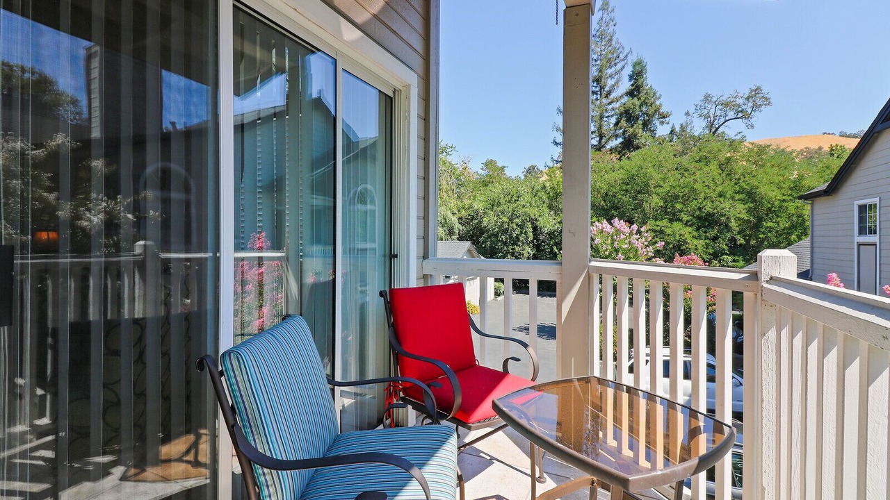 Photo of Patio Balcony in Alamo