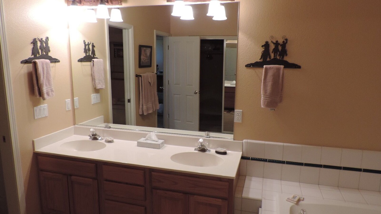Photo of Bathroom in Whitehawk