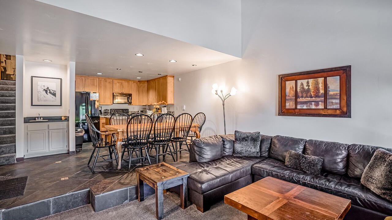 Photo of Bedroom in Mammoth Lakes