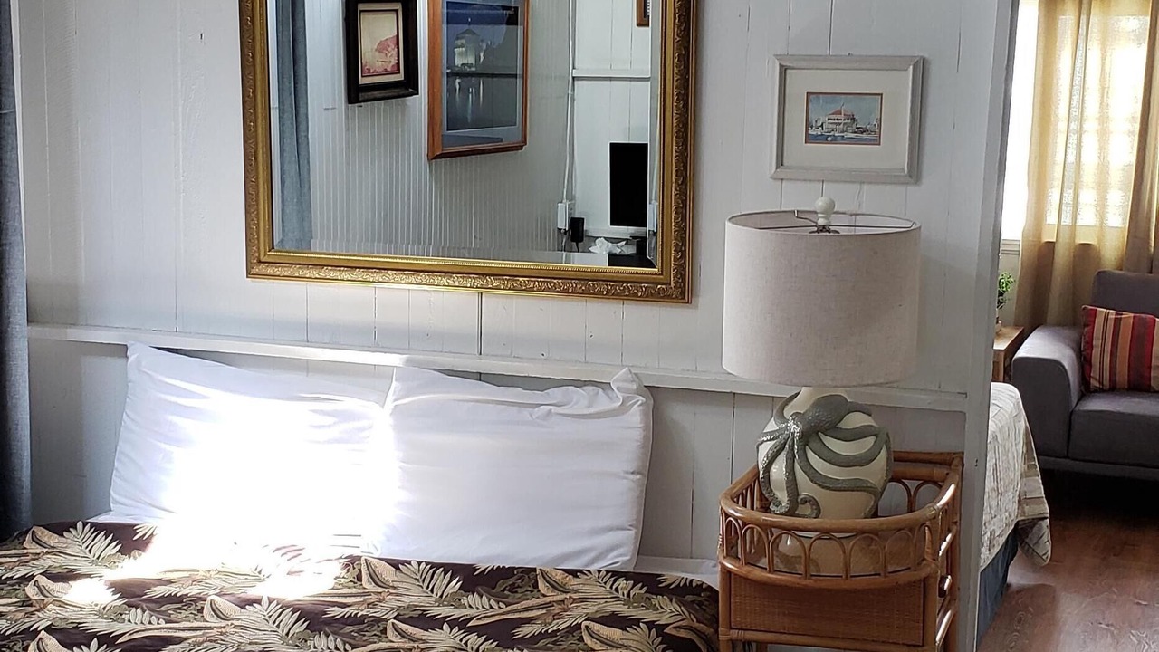 Photo of Bedroom in Avalon