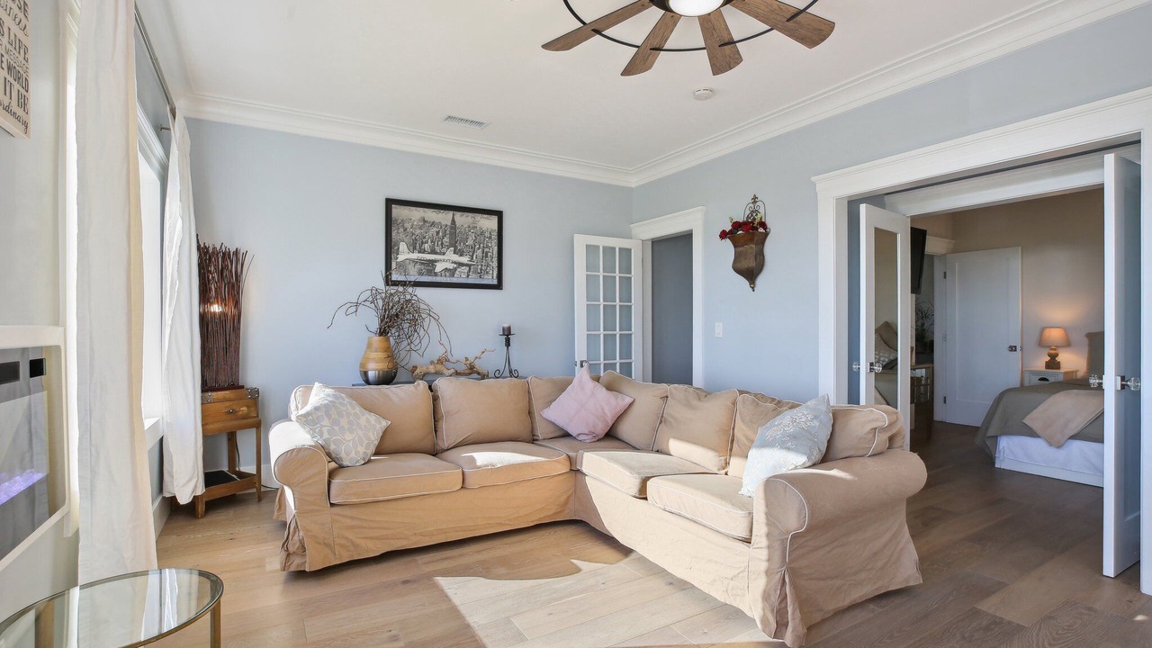 Photo of Livingroom in Bluff Park