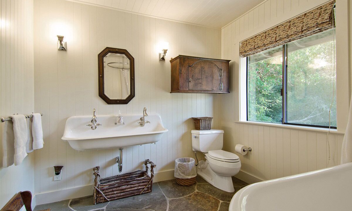 Photo of Bathroom in Point Reyes Station