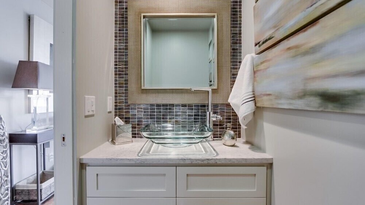 Photo of Bathroom in Central Mission Beach