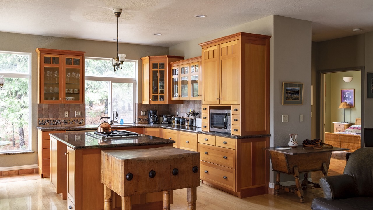 Photo of Kitchen in Weed