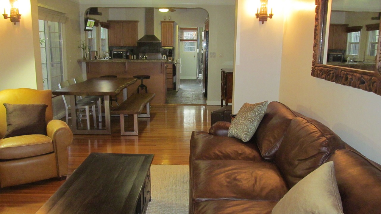 Photo of Livingroom in Norma Triangle