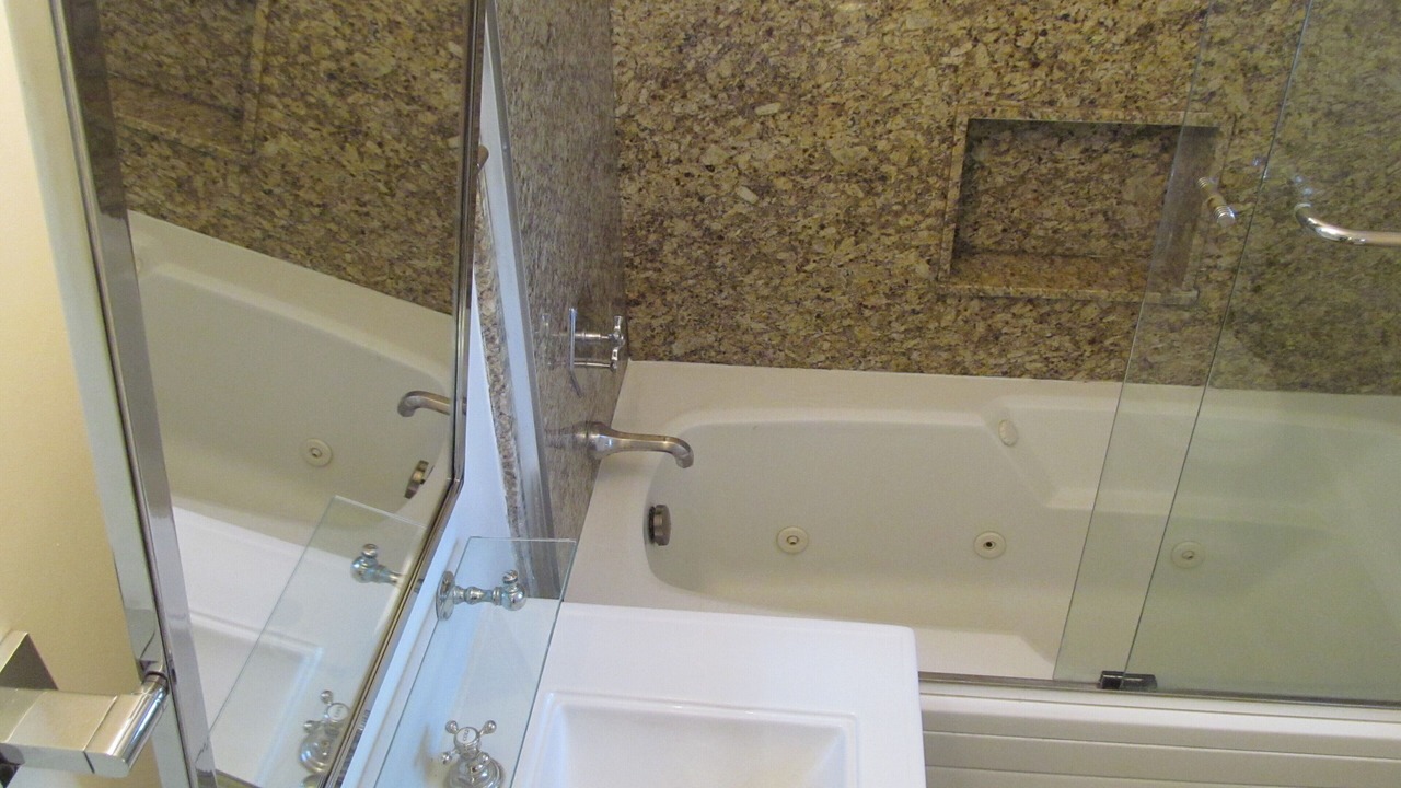 Photo of Bathroom in Norma Triangle