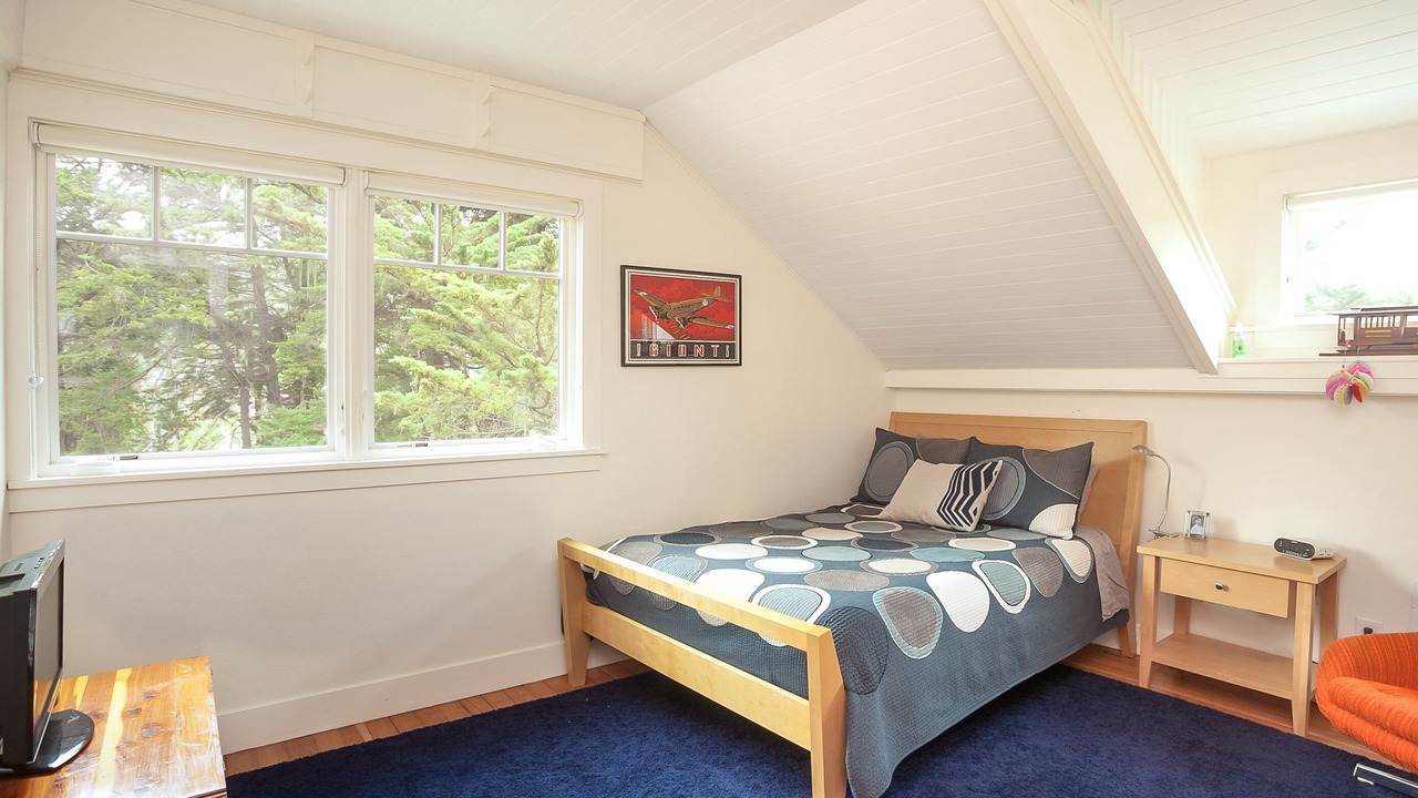 Photo of Bedroom in Bolinas