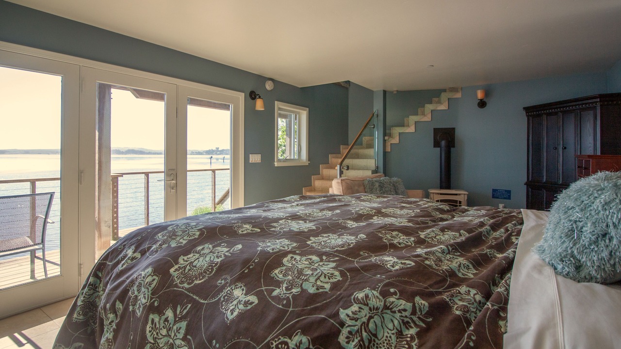 Photo of Bedroom in Bodega Bay