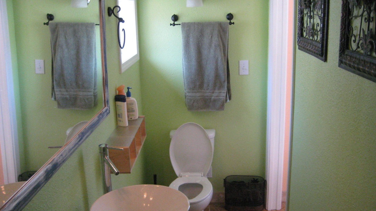 Photo of Bathroom in Avalon