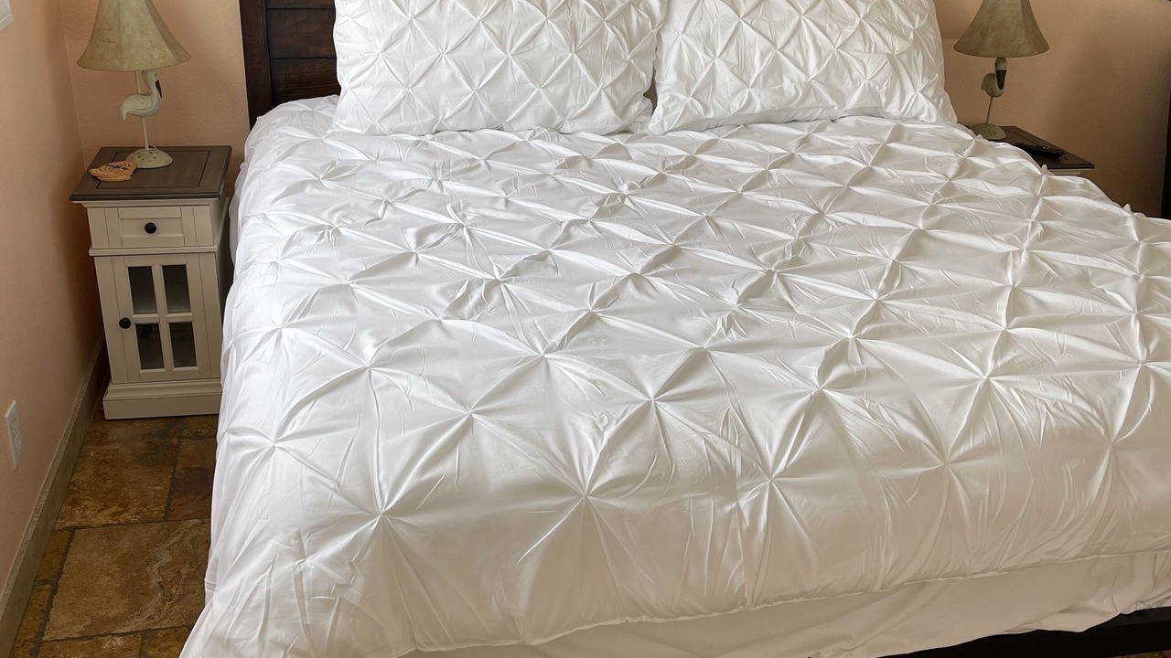 Photo of Bedroom in Avalon