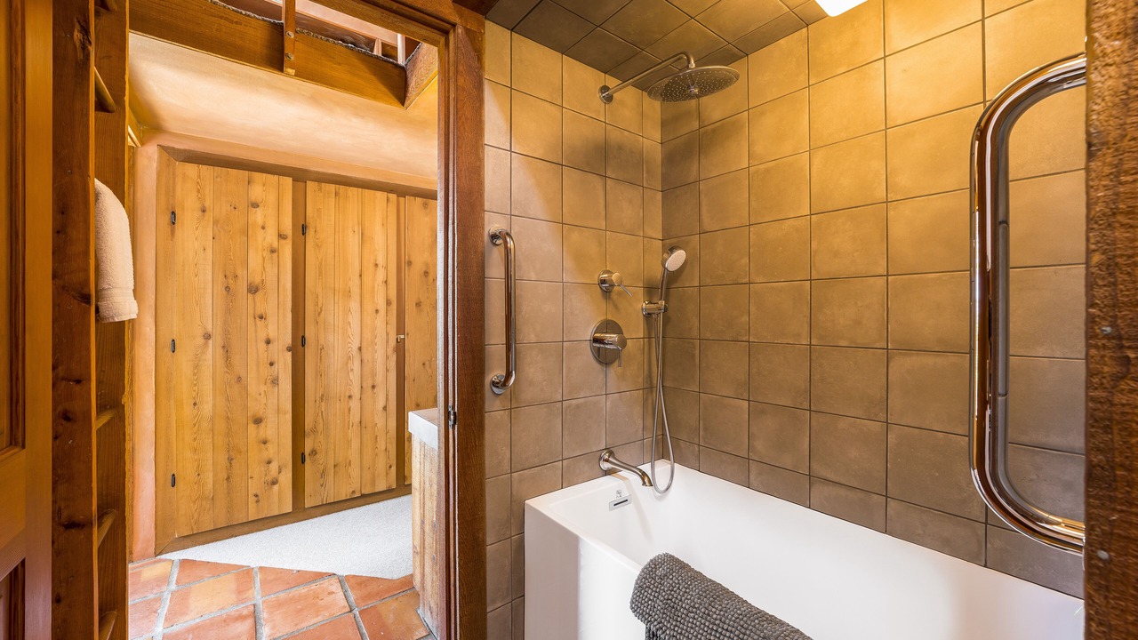 Photo of Bathroom in Sonoma