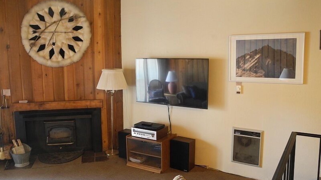 Photo of Livingroom in Mammoth Lakes