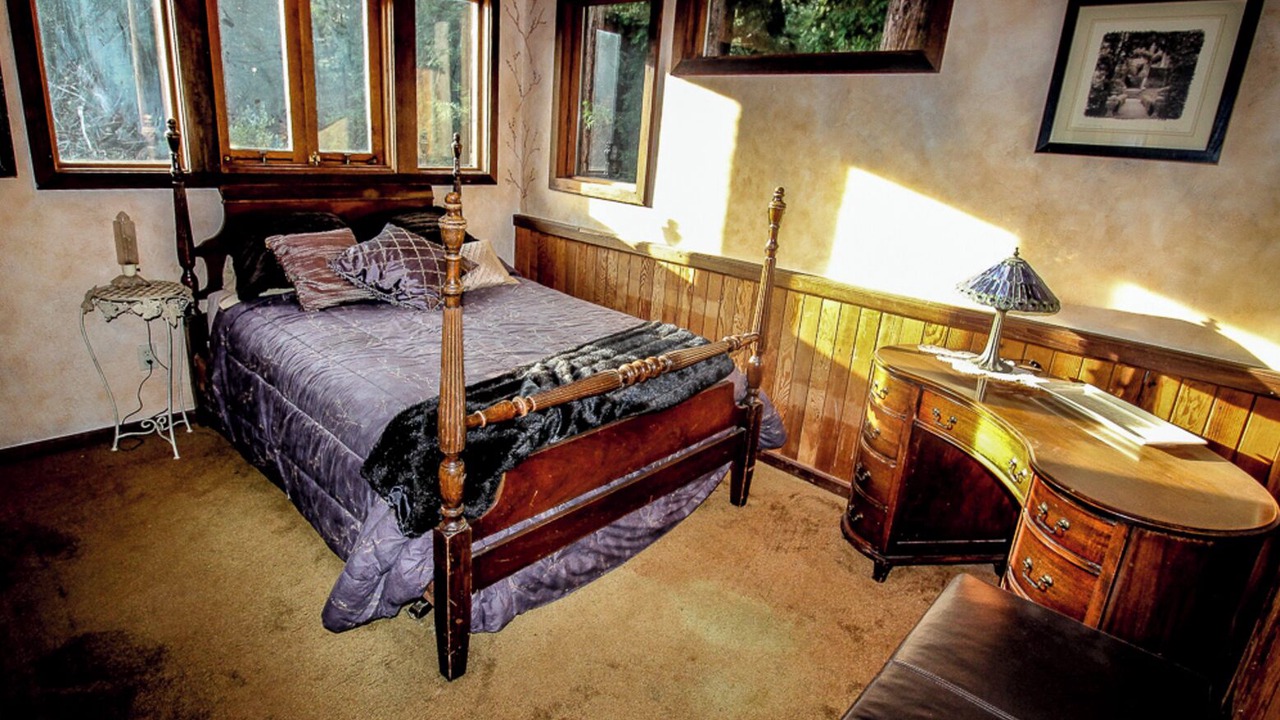 Photo of Bedroom in La Selva Beach