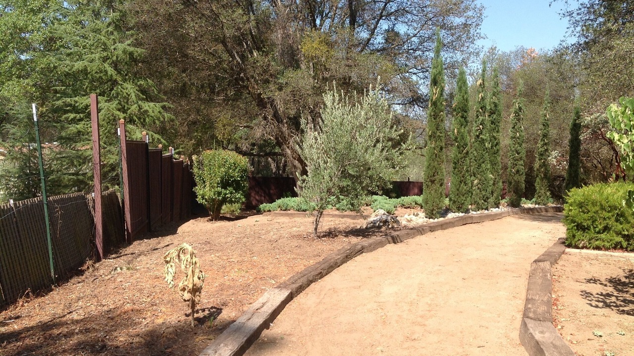 Photo of Others in Oakhurst