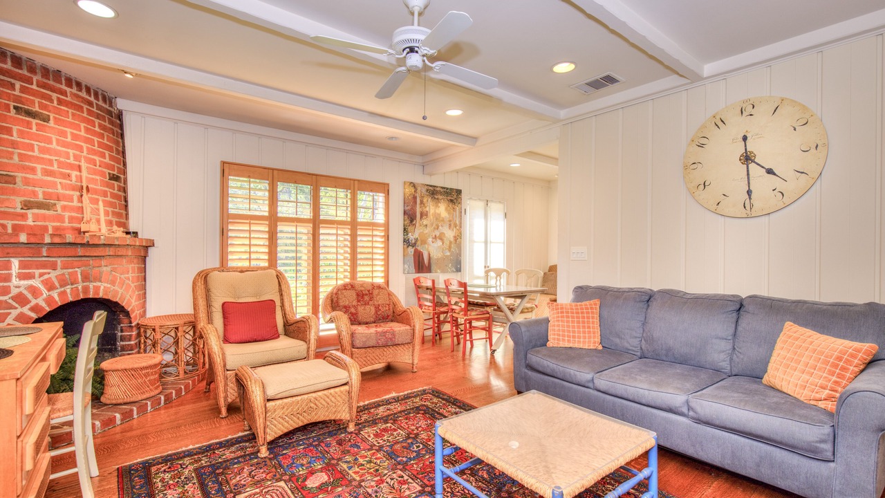 Photo of Livingroom in Walnut Creek