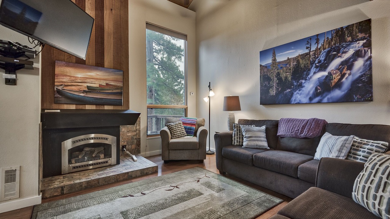 Photo of Livingroom in Lake Forest