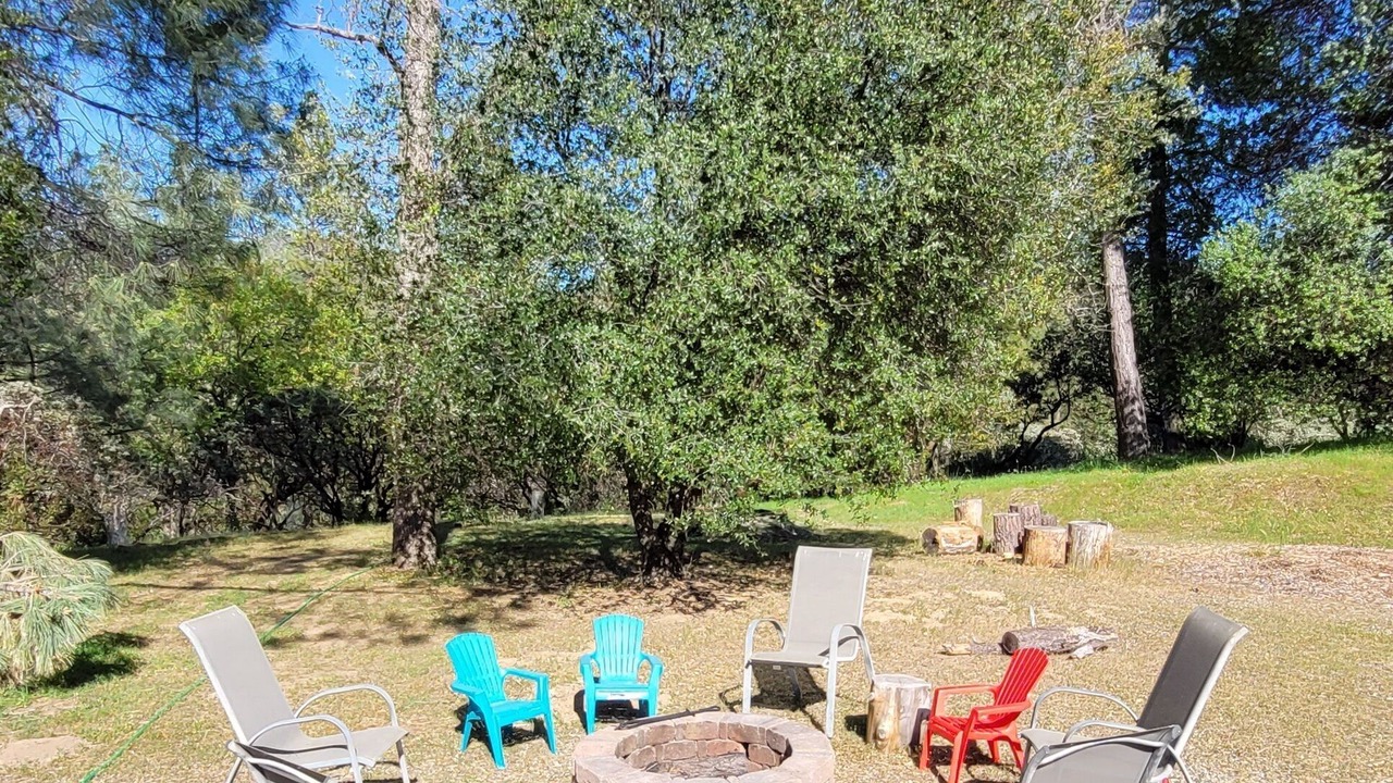 Photo of Others in Mariposa