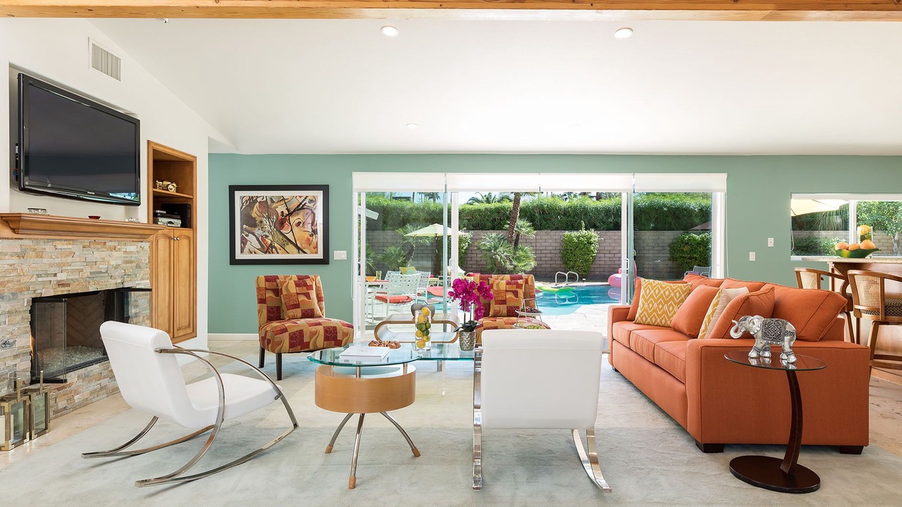Photo of Livingroom in Deepwell Estates