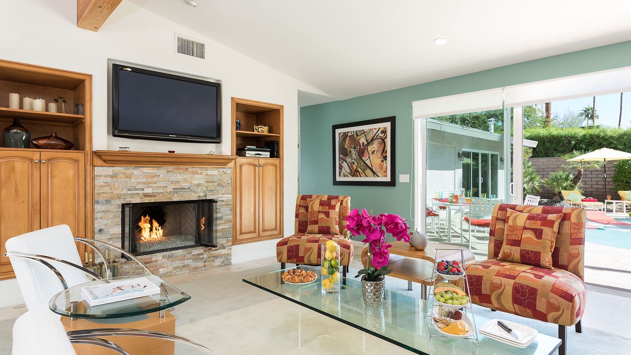 Photo of Livingroom in Deepwell Estates