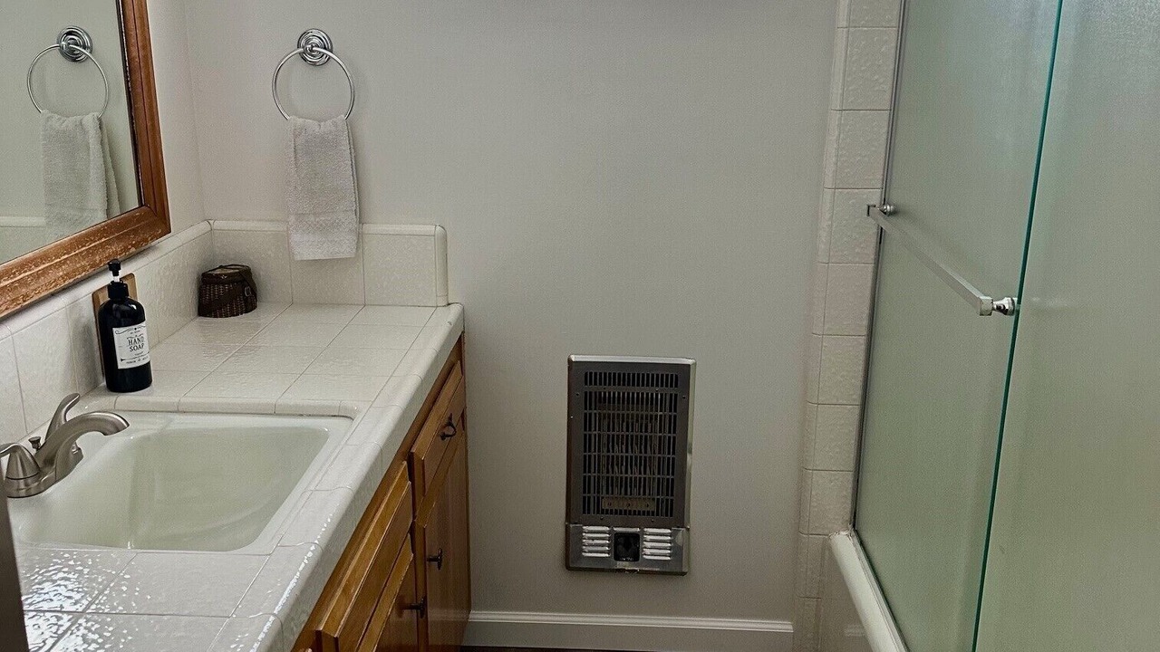 Photo of Bathroom in Sierra Cedars