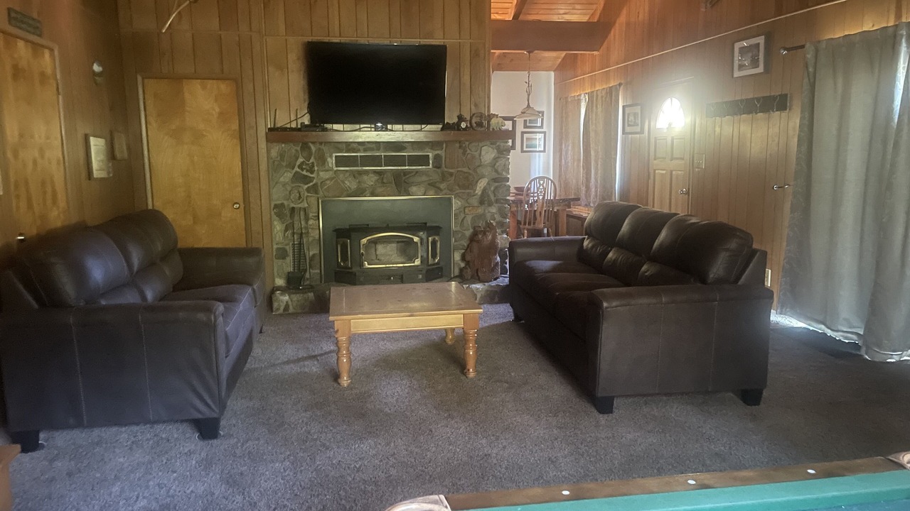 Photo of Livingroom in Sierra Cedars