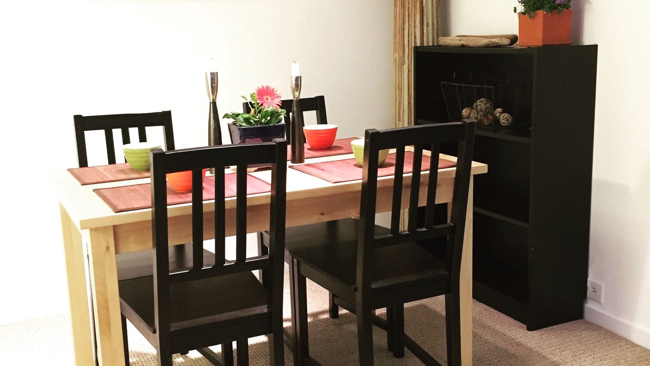 Photo of Livingroom in Upper Telegraph