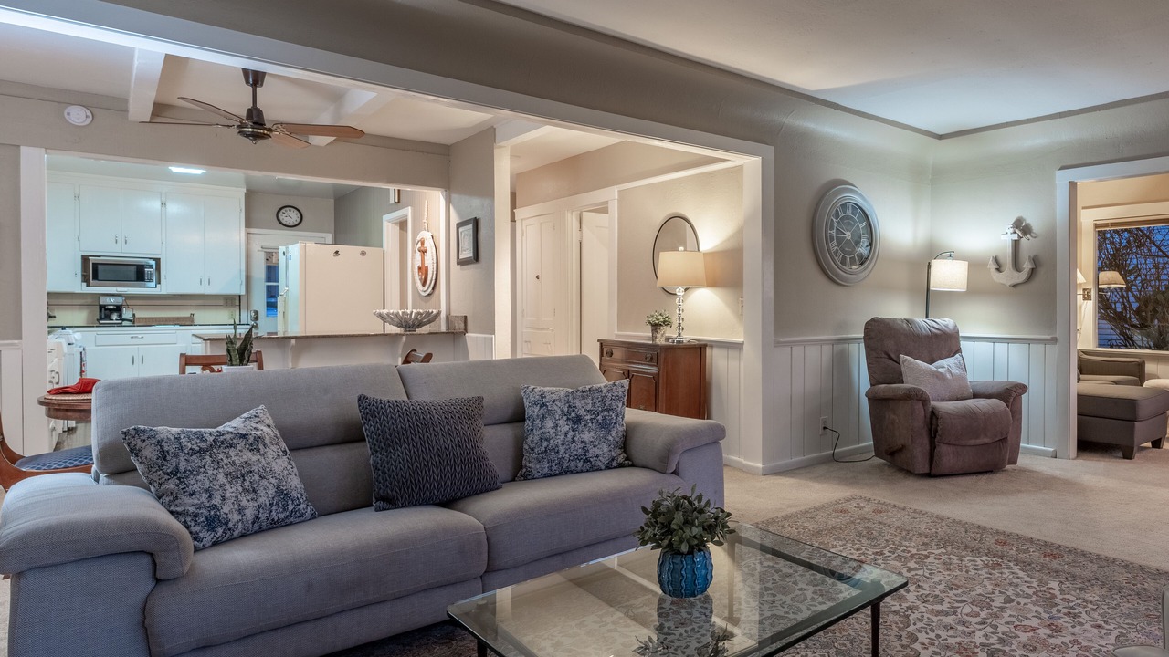 Photo of Livingroom in Eastside Santa Cruz