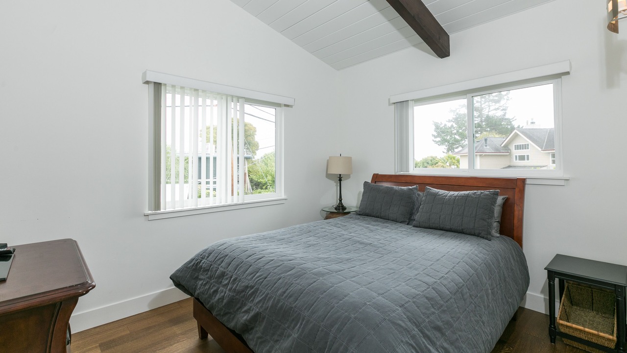 Photo of Bedroom in Aptos