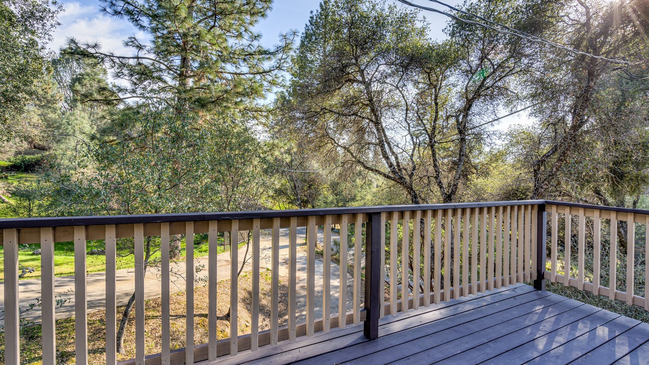 Photo of Outdoor in Oakhurst