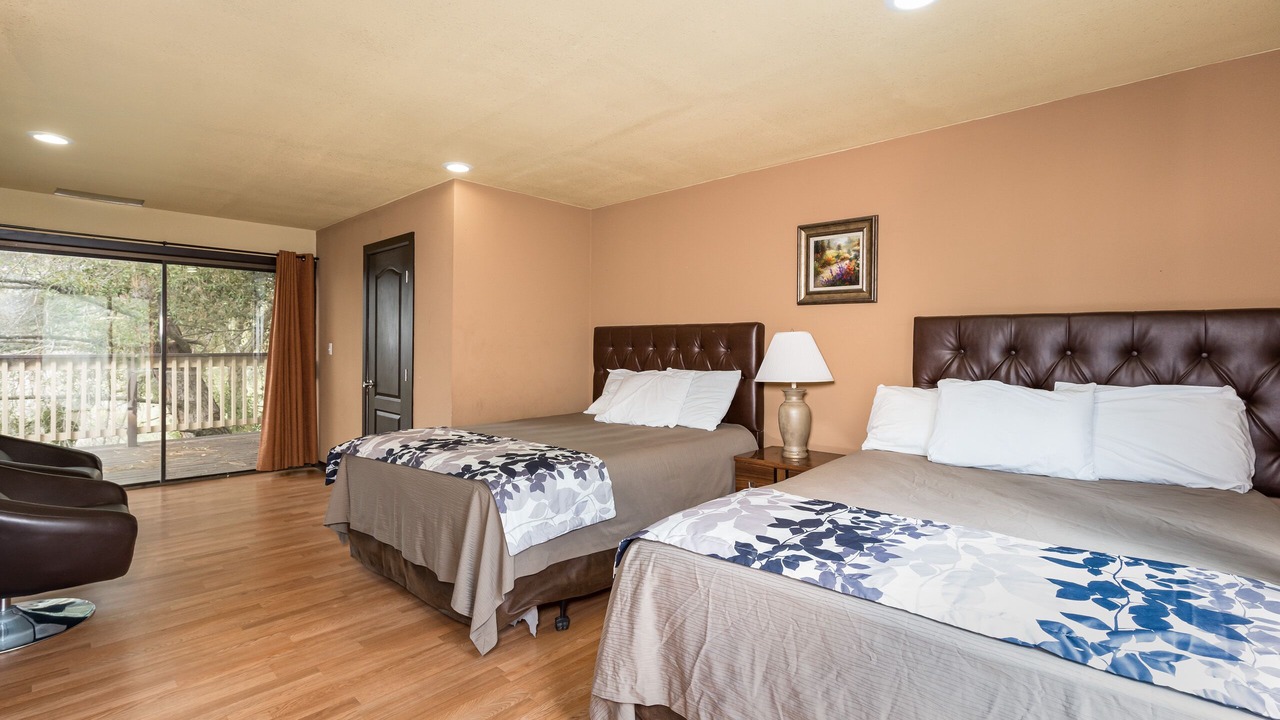 Photo of Bedroom in Oakhurst