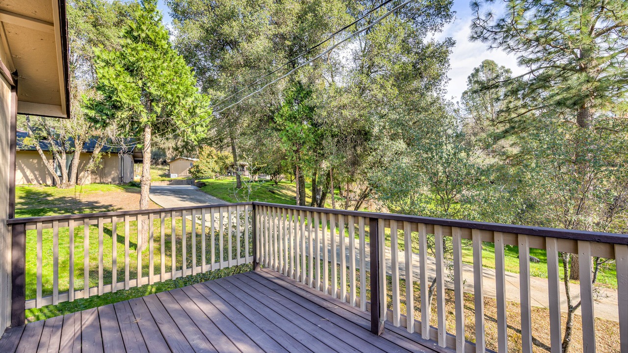 Photo of Outdoor in Oakhurst