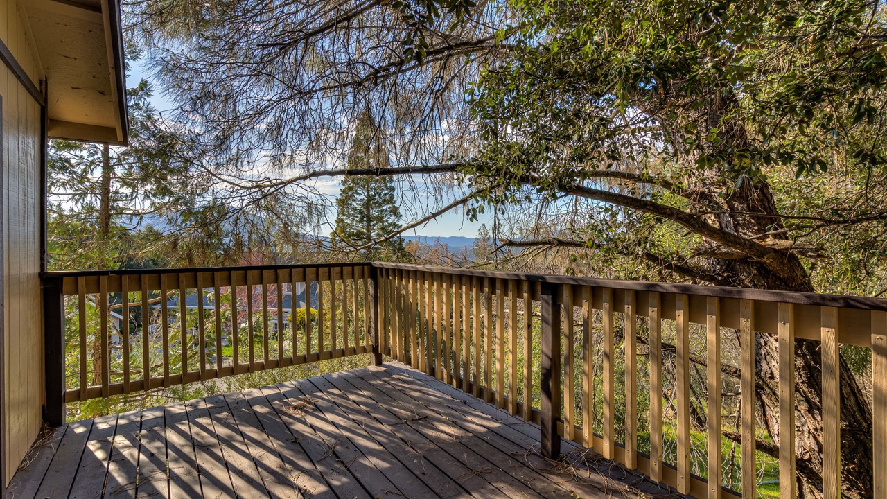 Photo of Outdoor in Oakhurst