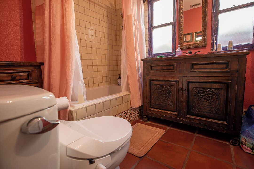 Photo of Bathroom in Belmont Shore