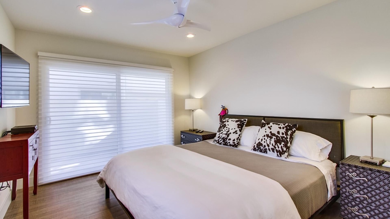 Photo of Bedroom in Solana Beach