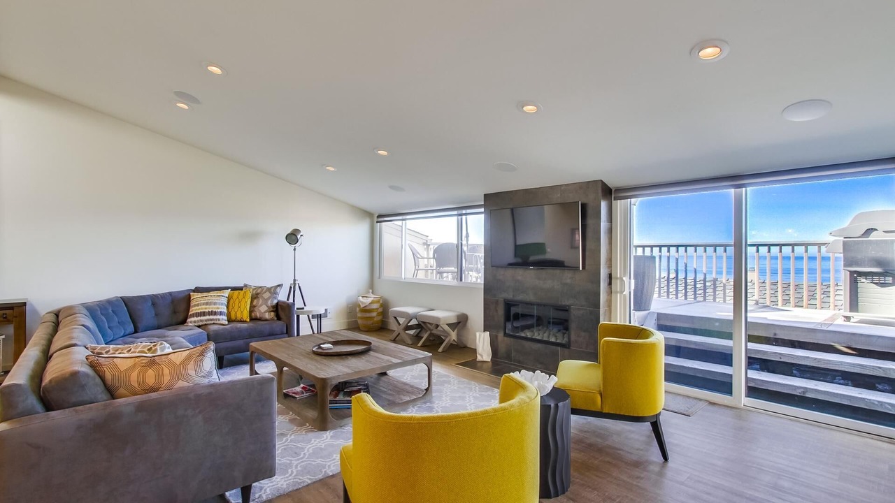 Photo of Livingroom in Solana Beach