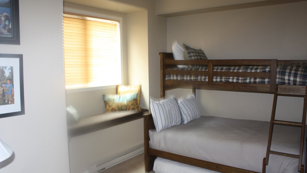Photo of Bedroom in Mammoth Lakes