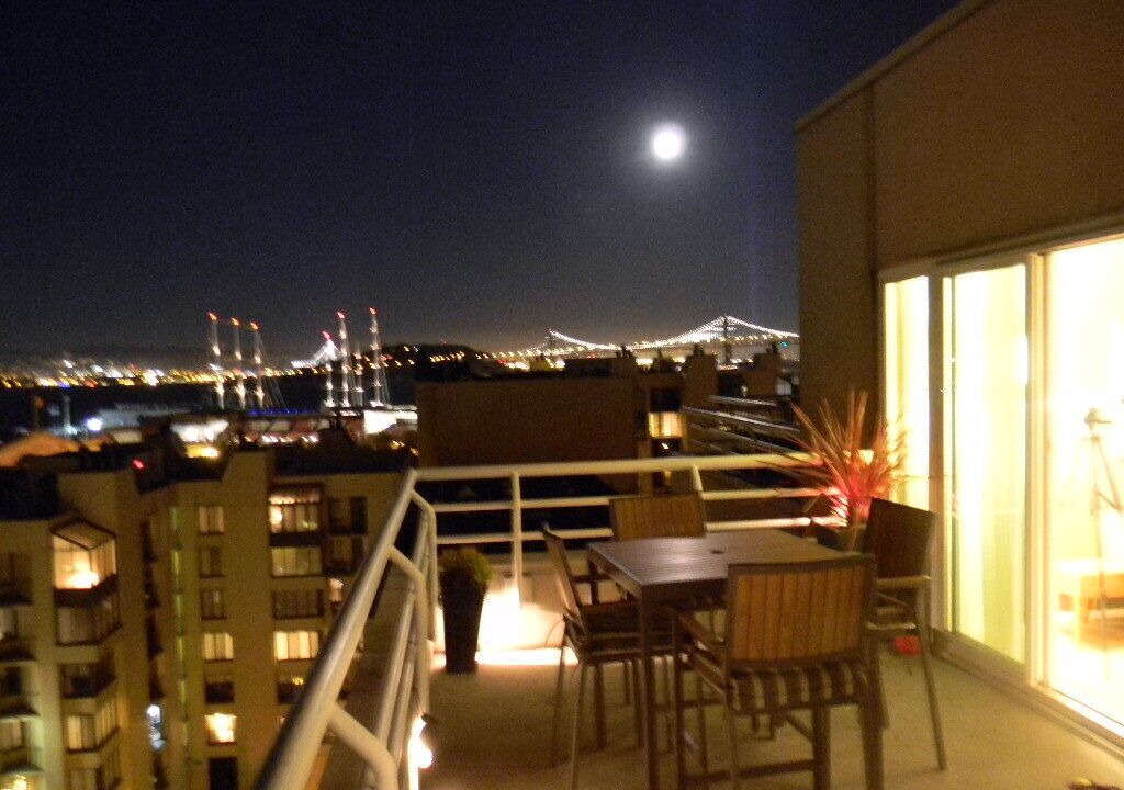 Photo of Others in Telegraph Hill