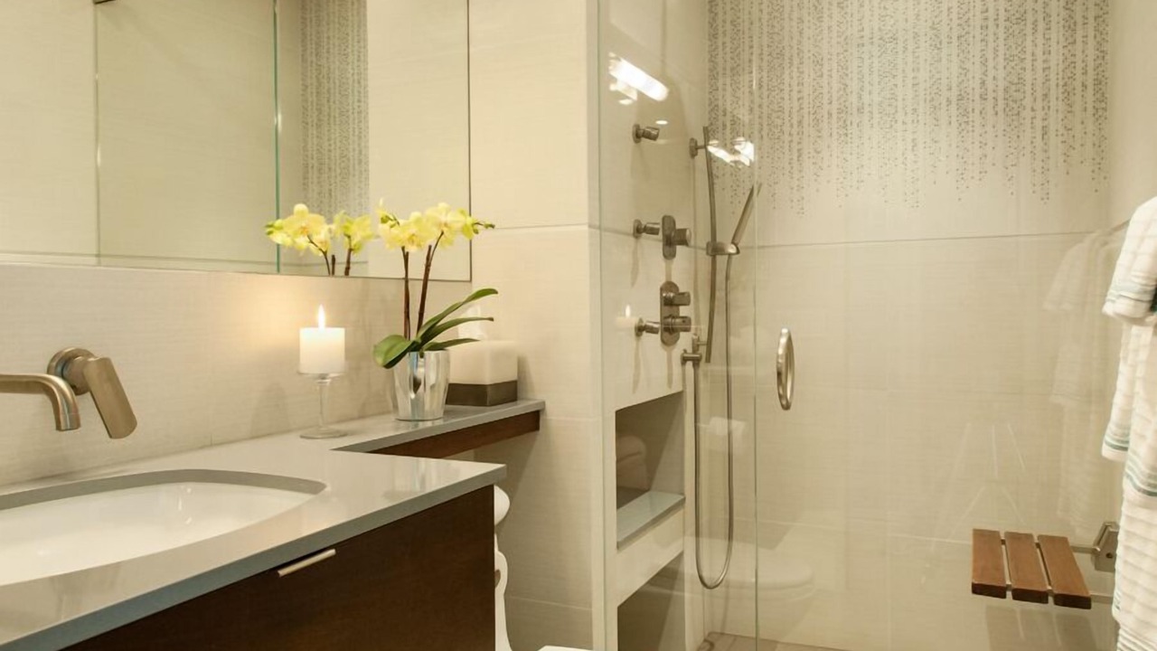 Photo of Bathroom in Telegraph Hill