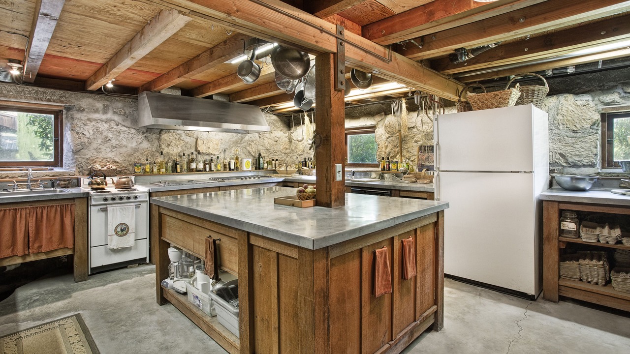 Photo of Kitchen in St. Helena