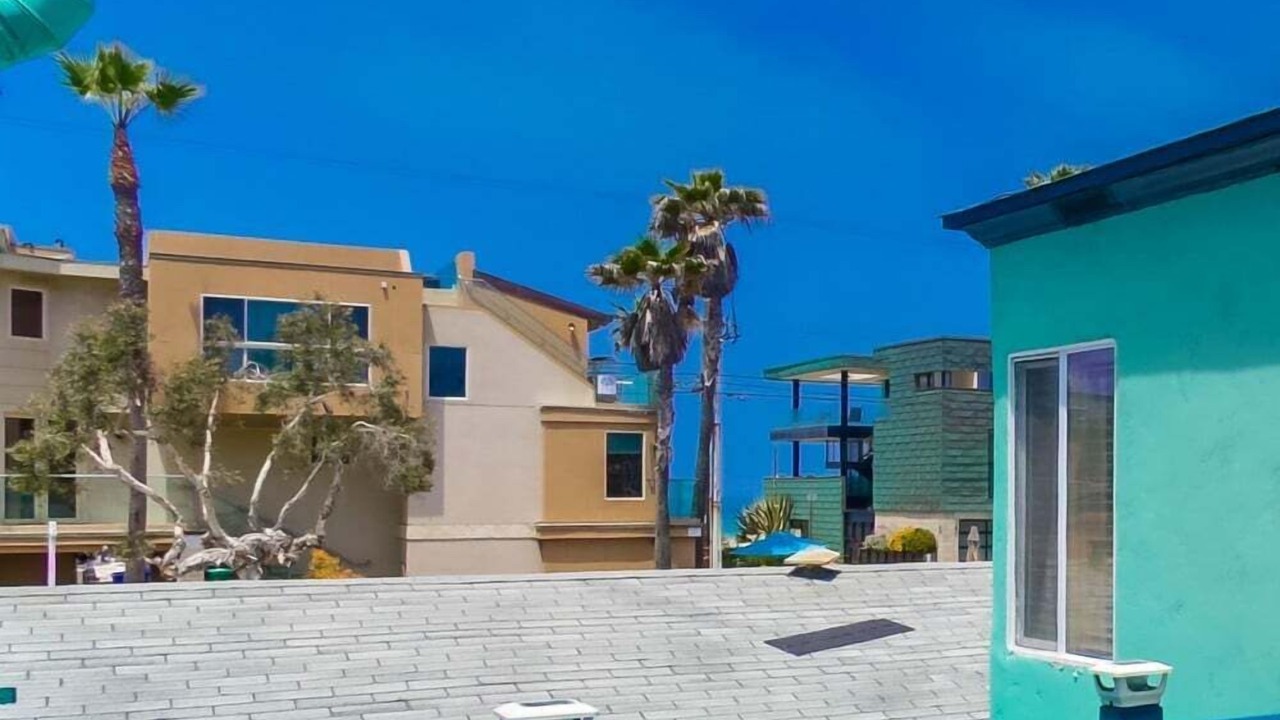 Photo of Patio Balcony in Central Mission Beach