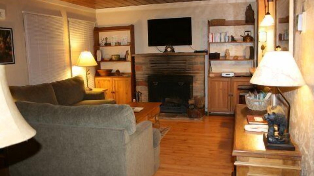 Photo of Livingroom in Al Tahoe