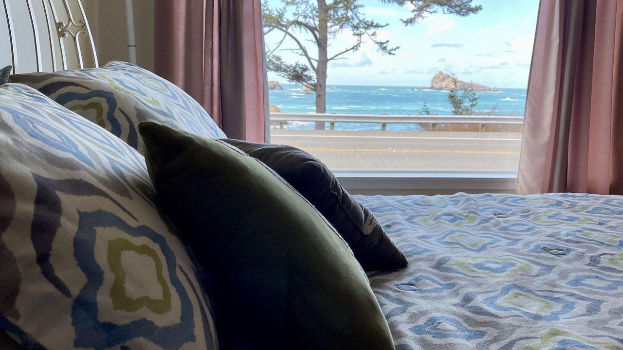 Photo of Bedroom in Crescent City North