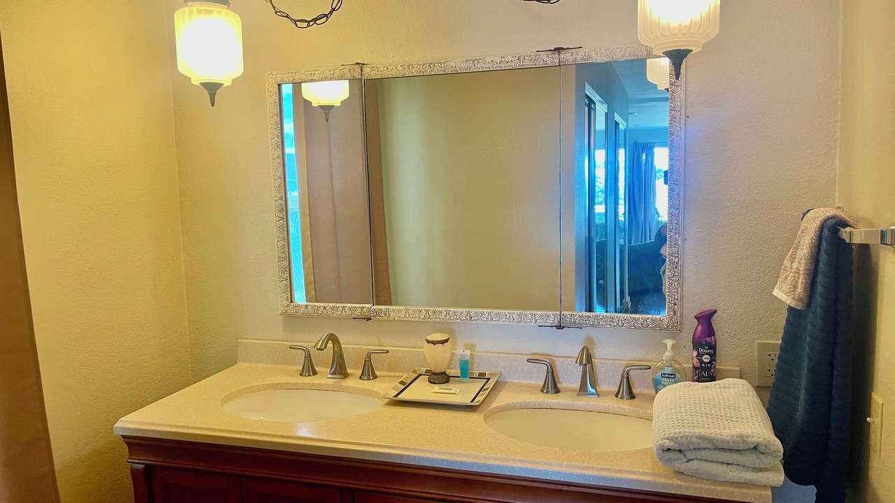 Photo of Bathroom in Crescent City North