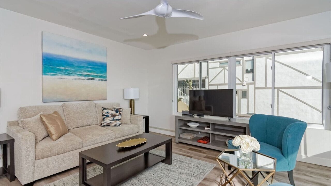 Photo of Livingroom in Carlsbad Village