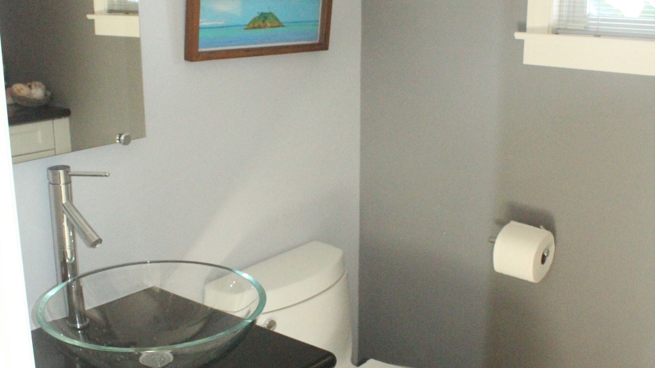 Photo of Bathroom in Emerald Hills