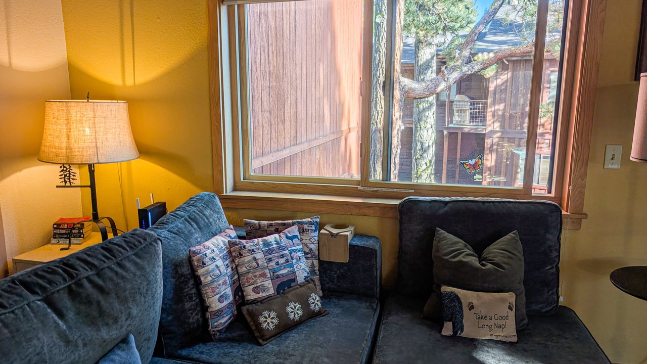 Photo of Livingroom in Truckee