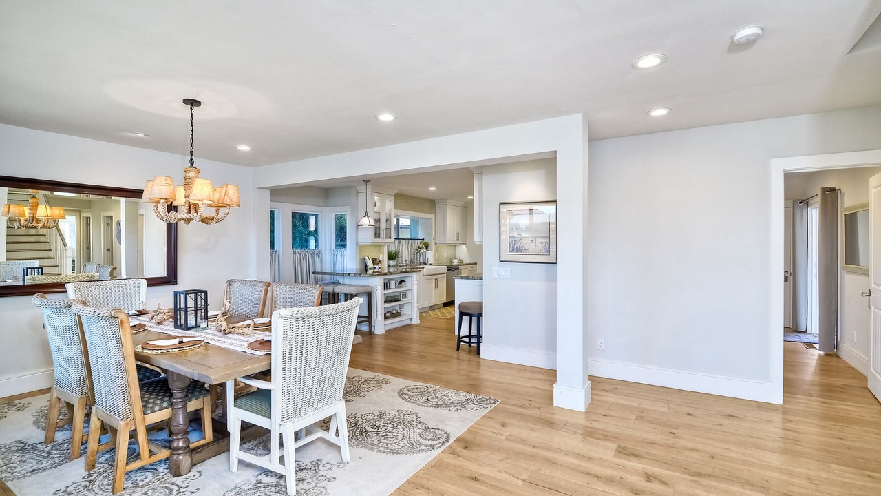 Photo of Livingroom in South Oceanside