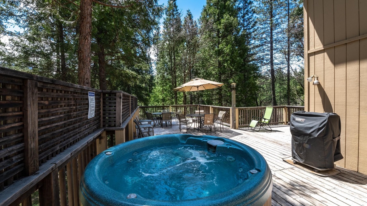 Photo of Patio Balcony in North Wawona